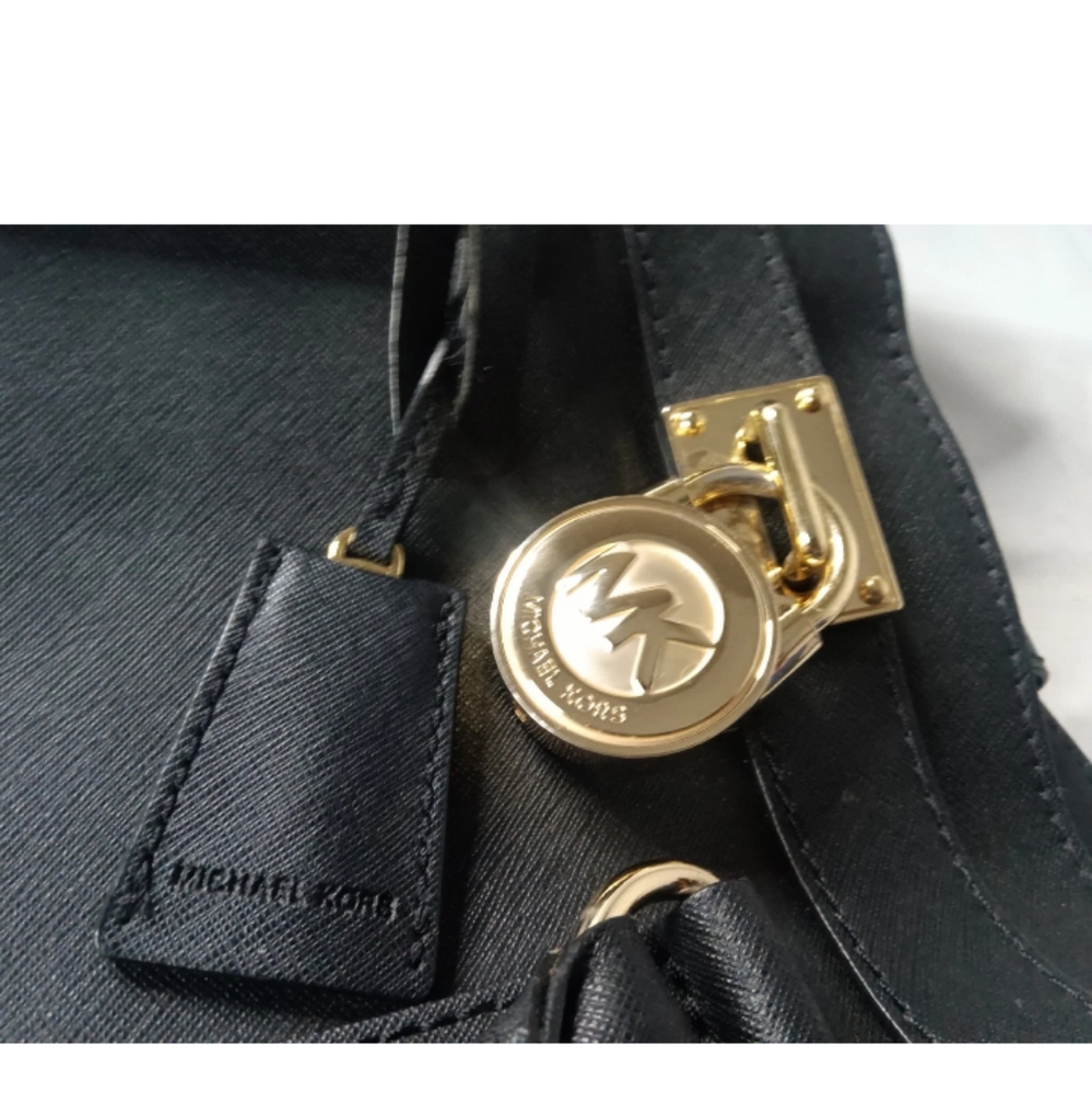 Michael Kors black Saffiano Leather Hamilton East West Studio Handbag Tote - Picture 12 of 12